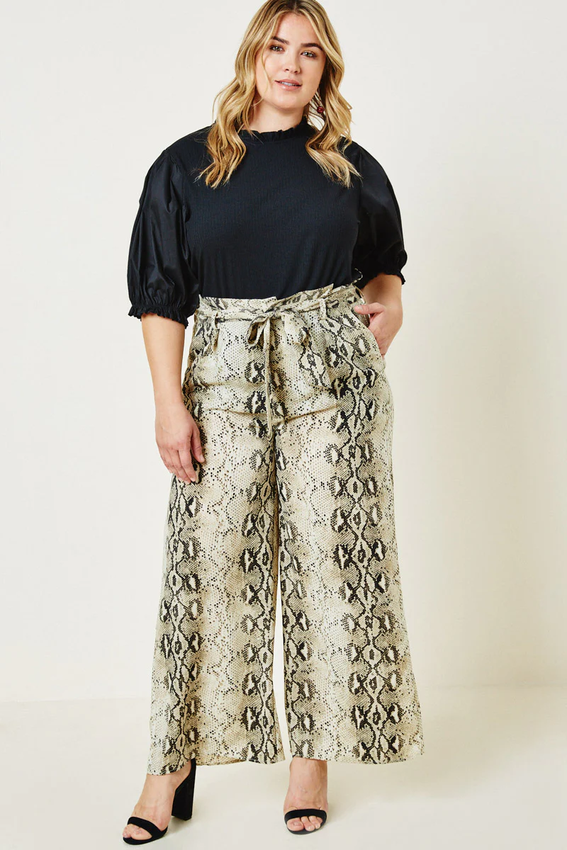 Ribbed Mock Neck Puff Sleeve Top - Image 3